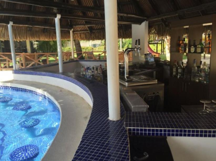 Private Family Room In Coronado Luxury Club & Suites Playa Coronado Zewnętrze zdjęcie