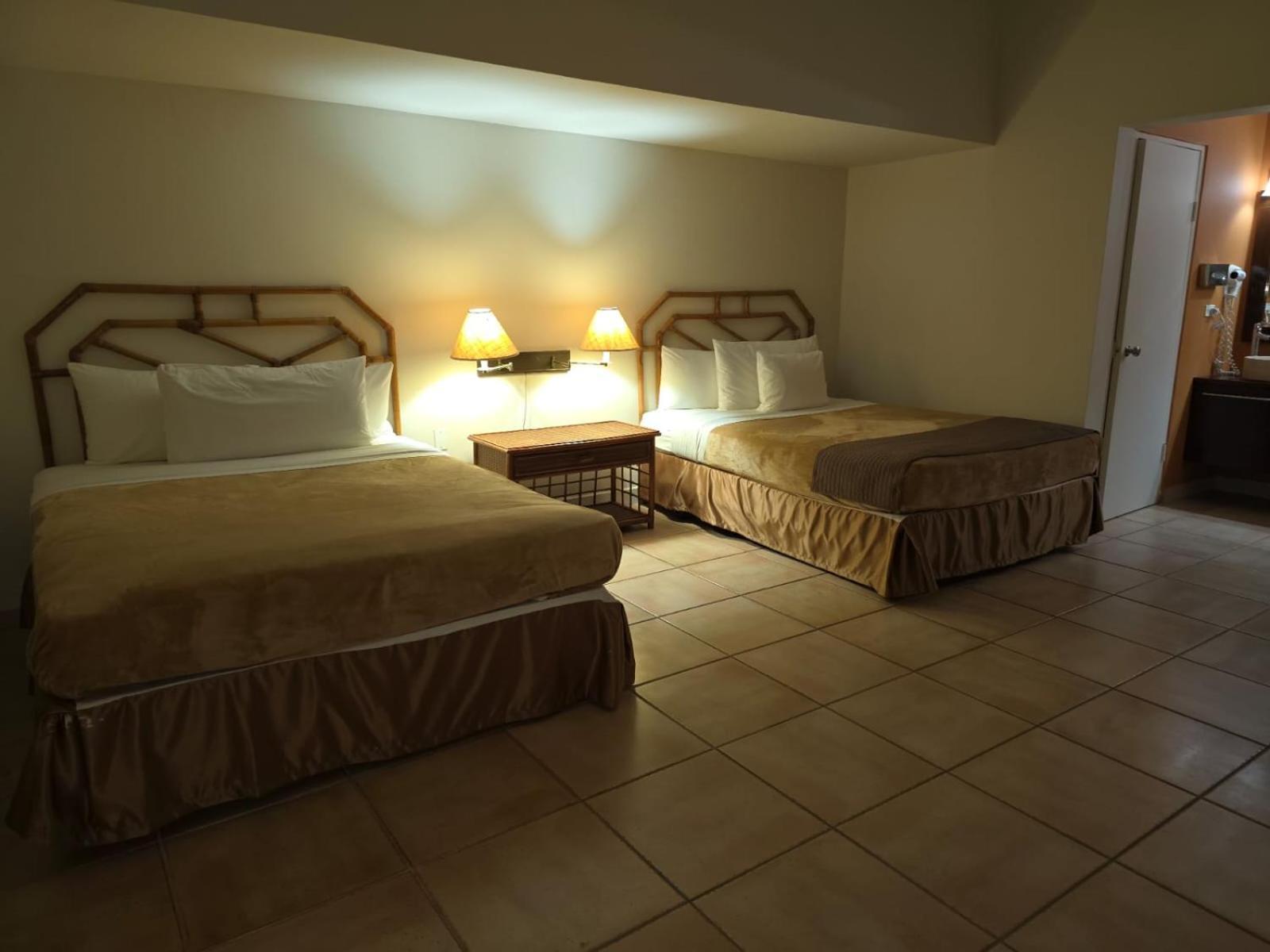 Private Family Room In Coronado Luxury Club & Suites Playa Coronado Zewnętrze zdjęcie
